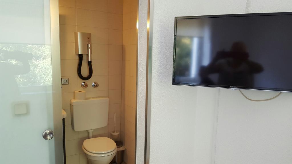 ולברט Hotel Bergische Schweiz מראה חיצוני תמונה
