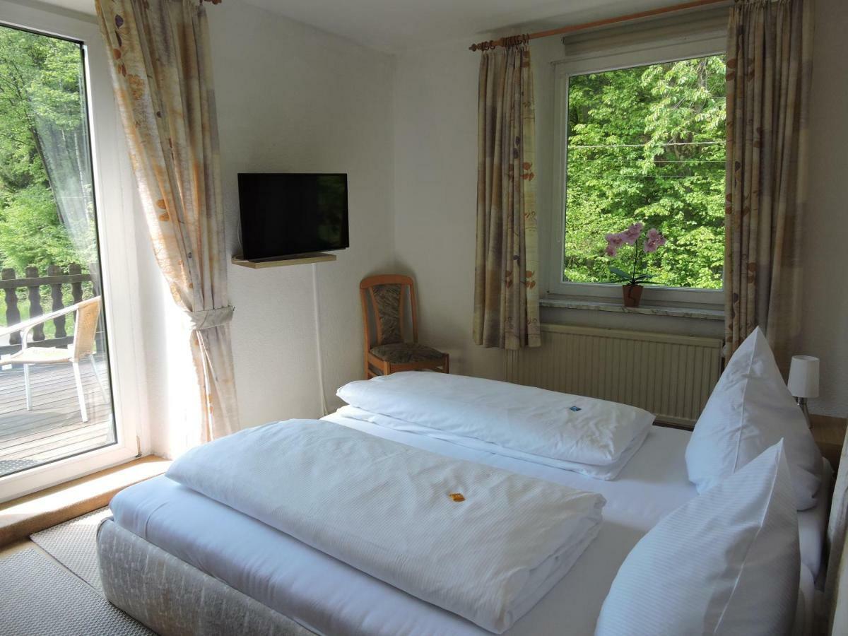 ולברט Hotel Bergische Schweiz מראה חיצוני תמונה